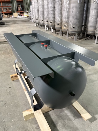  Ресивер горизонтальный РГ-500/10 GEPROM (направляющие) в Санкт-Петербурге  | DILEKS.RU